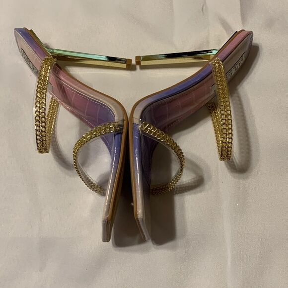 Cape Robbin Size 8 Strappy goldchain heels with goldtone heels - Picture 5 of 13